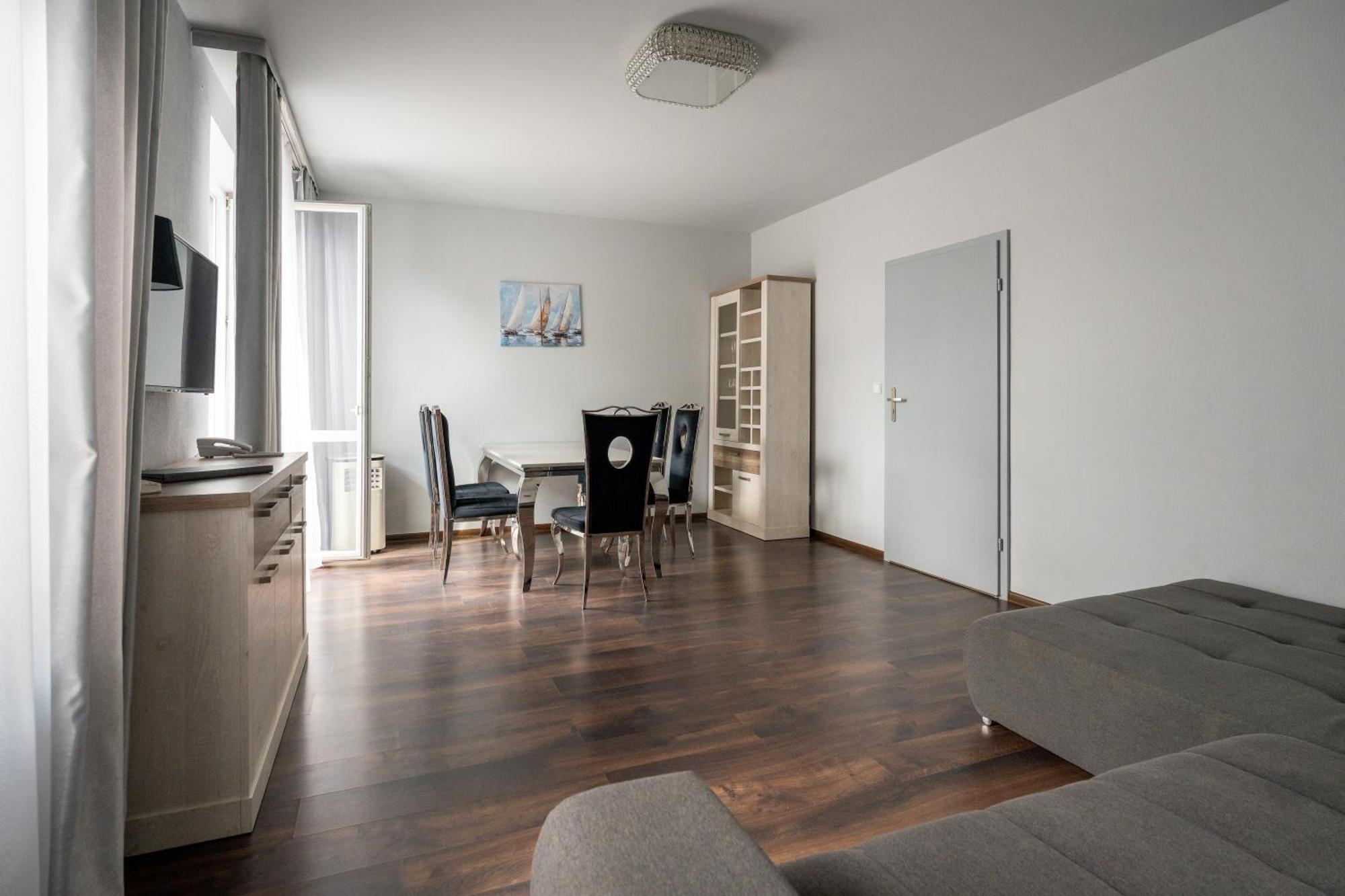 Hotel Tanzanit Jesiona Exteriör bild